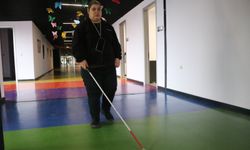 Görme engelli Arzu, beyaz bastonu ile 4 üniversite bitirdi/Ek fotoğraflar