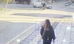 Hafif ticari araçla çarpışan motosikletin sürücüsü Defne Su öldü, arkadaşı ağır yaralı