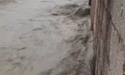 Hatay'da 3 gündür süren sağanak yağış sele yol açtı