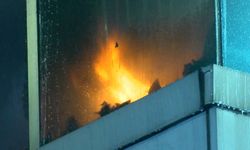 İstanbul - Bağcılar'da 4 katlı tekstil fabrikası alev alev yandı