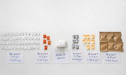 İstanbul- Bakırköy'de denetim sırasında durdurulan otomobilden uyuşturucu çıktı; 2 gözaltı