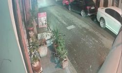 İstanbul-Beyoğlu'nda boynunda bıçak yarasıyla yere yığıldı; hastanede kendine gelince 'kendim yaptım' dedi