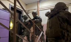 İstanbul- Büyükçekmece'de iş yerini molotofla yakmaya çalışan 3 şüpheli tutuklandı