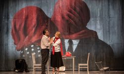 İstanbul- Çağdaş operanın iki yeni eseri 'Tehlikeli Oyun' ve 'Deli Dumrul' dünya prömiyerini yaptı