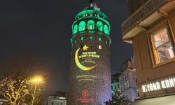 İstanbul - Galata Kulesi'nde ramazan ayına özel görseller yansıtıldı