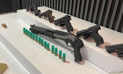 İstanbul- İstanbul merkezli 7 ilde düzenlenen operasyonda gözaltına alınan şüpheliler adliyeye sevk edildi