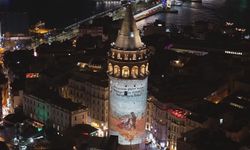İstanbul - Kahramanmaraş depreminin yıl dönümü nedeniyle Galata Kulesi'ne video yansıtıldı