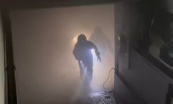 İstanbul - Maltepe'de oto tamirhanesinde yangın; 3 kişi dumandan etkilendi