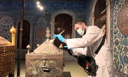 İstanbul - Osmanlı döneminin en büyük Mushafı Topkapı Sarayı'nda ilk kez sergileniyor