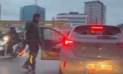 İstanbul - Pendik'te tartıştığı sürücüyü kolundan tutup otomobilden indirmeye çalıştı