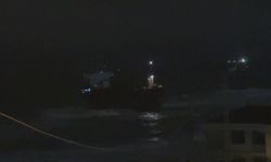 İstanbul - Sarıyer'de yük gemisi karaya oturdu -1