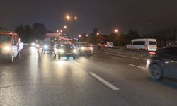 İstanbul - Ümraniye'de 7 aracın karıştığı zincirleme kaza; trafik yoğunluğu oluştu -1