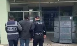 İzmir'de 40 yıl 10 ay hapis cezası bulunan firari göçmen kaçakçısı yakalandı