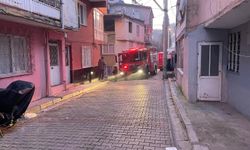 İzmir'de müstakil evde yangın