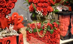 İzmir'de Sevgiler Günü'ne özel 2,5 milyon gül