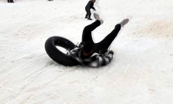 Kar Festivali'nde kızak, kayak ve şambrellerle kaydılar / Ek fotoğraflar