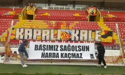Kayserispor taraftarından Harda Kaçmaz pankartı