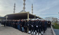 Kazara kendini vuran polis memuru için emniyette tören (2)