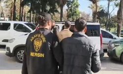 Kendilerini polis olarak tanıtan 4 dolandırıcı tutuklandı