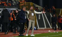 Manisa FK Ahmet Pektaş ile devam edecek