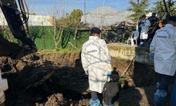 Manisa'da 17 yıldır kayıp olan Ebru'nun öldürüldüğü ortaya çıktı; ablası, eski eniştesi ve 2 şüpheli gözaltında