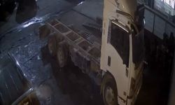 Manisa'da otomobil hırsızlığı kamerada