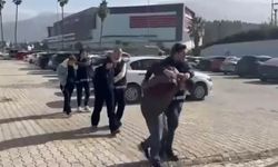 Marketlerden 1 milyon liralık kozmetik ürün hırsızlığına 2 tutuklama