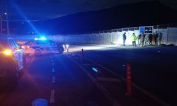 Motosikletle trafik işaret levhasına çarpan sürücü öldü