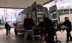 Motosikletler çarpıştı; 1'i ağır, 2 yaralı