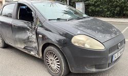 Otomobille çarpışan motosikletin sürücüsü ağır yaralandı