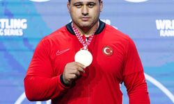 Rıza Kayaalp, UWW 1'inci Ranking Series Zagrep Open'da altın madalya kazandı