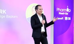 Sanofi'nin PharmUp Platformu buluşmasını Fark Labs iş birliğiyle gerçekleştirdi