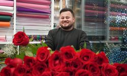 Sevgililer için gül 200, orkide 2 bin liradan başlıyor