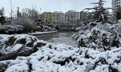 Sivas'ta kar yağışı; 432 yerleşim yeri ulaşıma kapandı