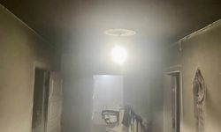 Sobadan çıkan kıvılcımlar, yangına neden oldu; 3 kişi hastaneye kaldırıldı