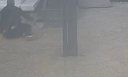 Tabancayla ayağından vuruldu; o anlar kamerada