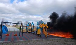 Tekirdağ'da çocuk parkında yangın
