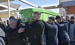 Teravih namazı giderken otomobilin çarptığı kayınvalide ile gelin öldü (3)