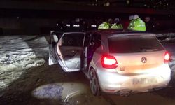 Trafikten menedilen aracıyla kaçan sürücü yakalandı, ehliyetine el konulup, 35 bin lira ceza kesildi