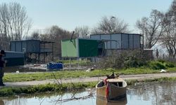 Uluabat Gölü çevresinde su altında kalan evler dronla görüntülendi