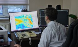 'Van hattı Kars'tan İran'a kadar deprem açısından en gergin yer'