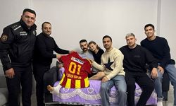 Zecorner Kayserispor'dan operasyonda yaralanan özel harekat polisine ziyaret