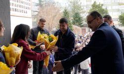 Zecorner Kayserisporlu futbolcular liselilerle söyleşide buluştu