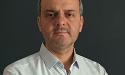 18 Mart'ın sedyedeki kahramanı, 'Bırakın, düşman gemilerinin batışını izleyeyim' demiş