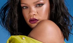 ABD'de şarkıcı Rihanna'nın evine silahlı saldırı