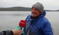 Adem Amca, 15 yıllık dostu Yaren leylekle özlem gideriyor