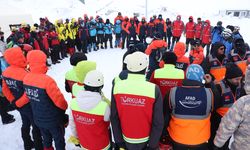AFAD'dan, 2 bin 200 rakımlı Erciyes'te personele çığ eğitimi