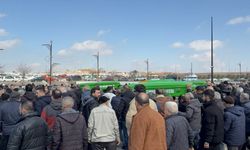 Aile içi kavgada öldürülen baba-oğul defnedildi