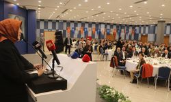 AK Parti'li Zengin: Hukuk ayaklar altında olan bir dünya görüyoruz