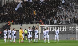 Altay zorlu virajlarda